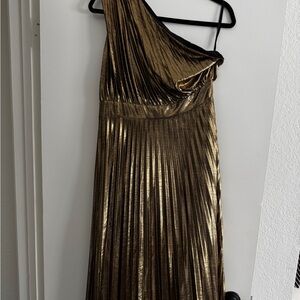 Elegant Gold One Shoulder Dress